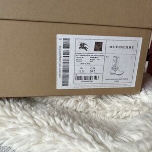Burberry boots